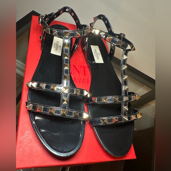 BLACK RUBBER STUDDED VALENTINO SANDALS [WOMENS SIZE 9] - Picture 8 of 11